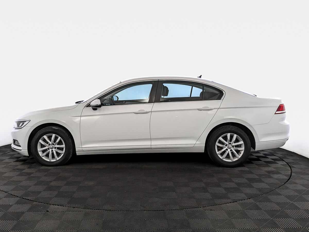 Volkswagen Passat, 2019 Фото №8