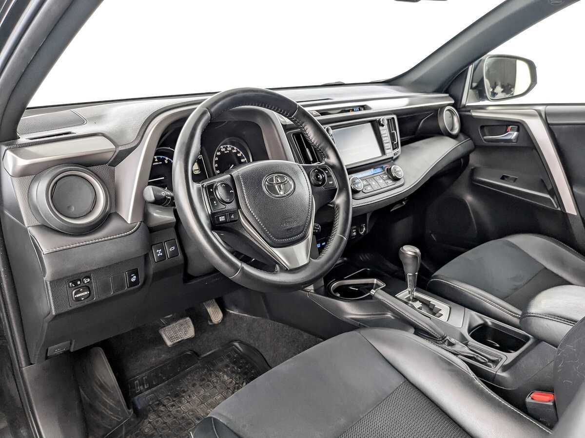 Toyota RAV4, 2017 Фото №16