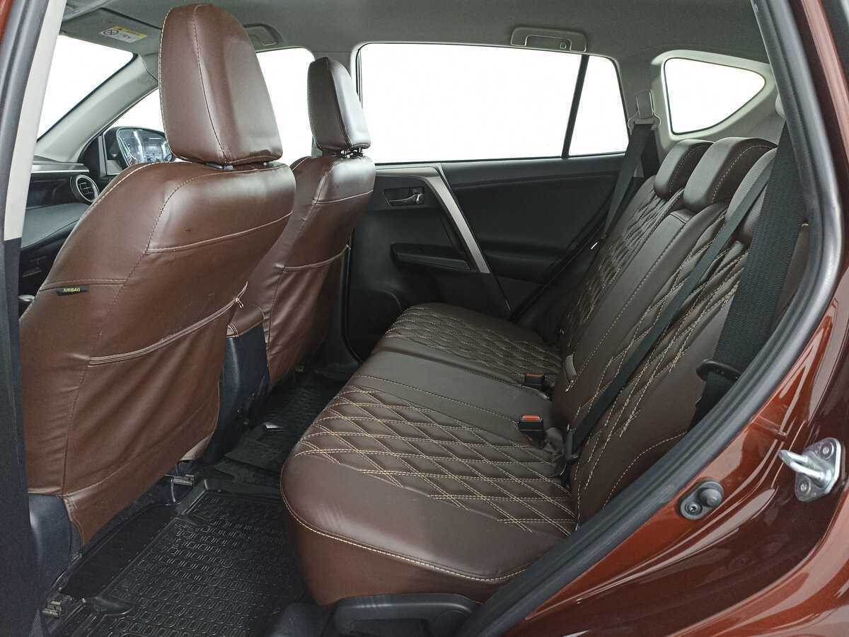 Toyota RAV4, 2018 Фото №12