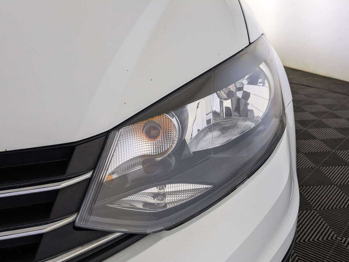 Volkswagen Polo, 2018 Фото №11