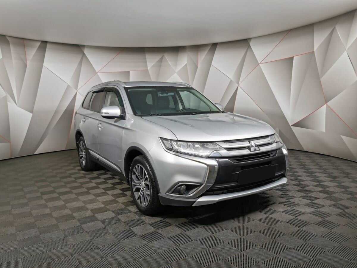 Mitsubishi Outlander, 2016 Фото №3