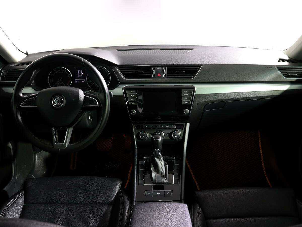 Skoda Superb, 2015 Фото №11