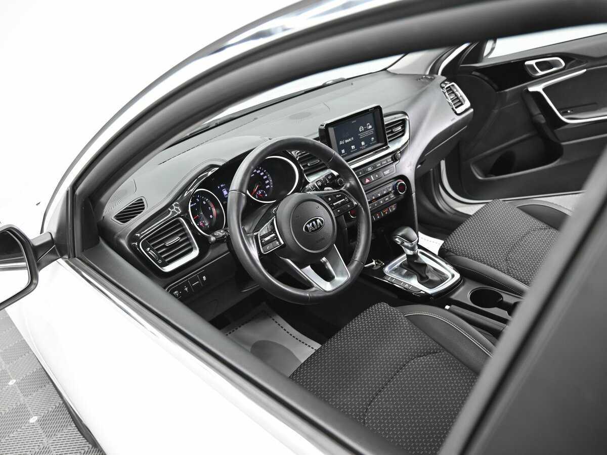 Kia Ceed, 2019 Фото №11