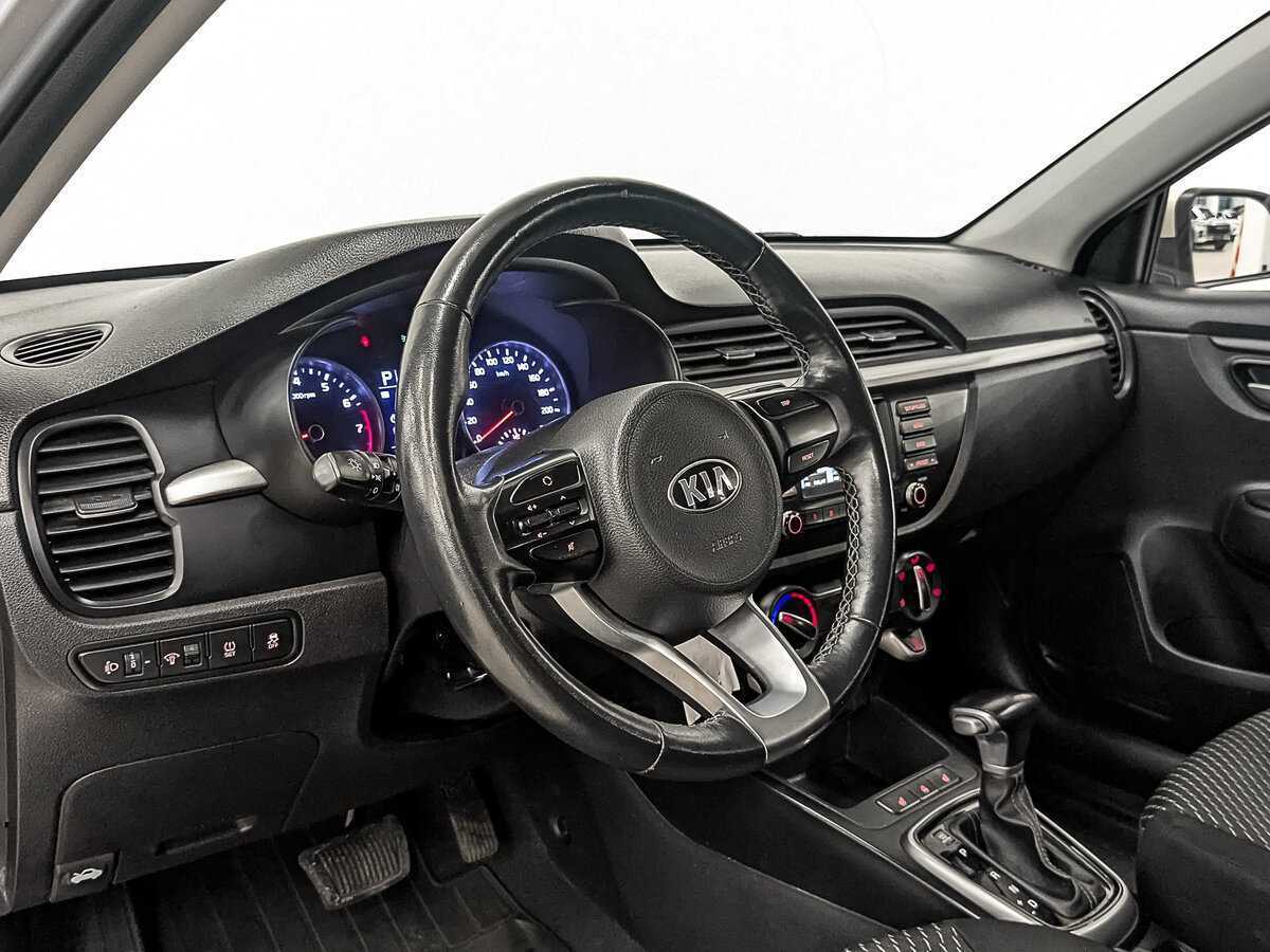 Kia Rio X-Line, 2020 Фото №15