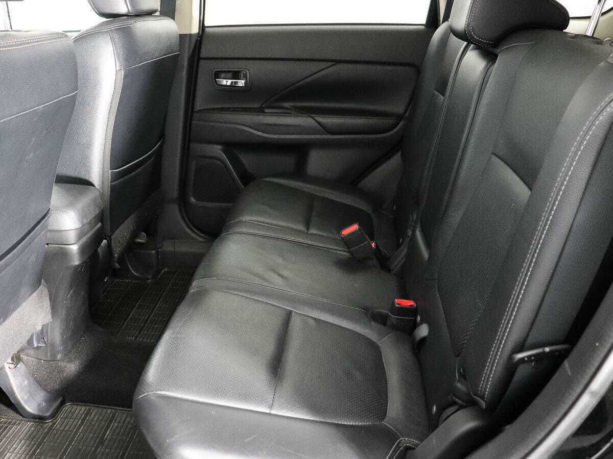 Mitsubishi Outlander, 2013 Фото №11