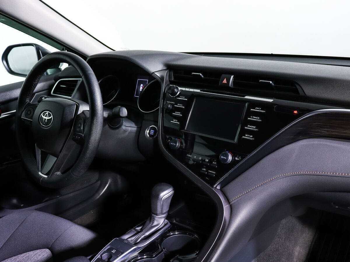 Toyota Camry, 2020 Фото №7