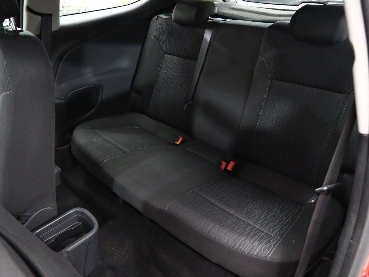 Opel Astra GTC, 2012 Фото №9