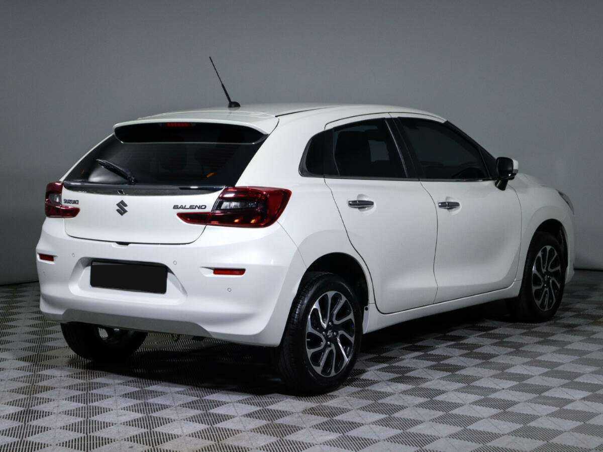Suzuki Baleno, 2022 Фото №5