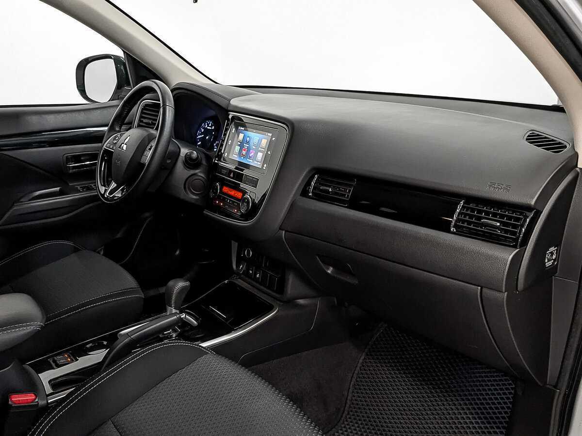 Mitsubishi Outlander, 2020 Фото №13
