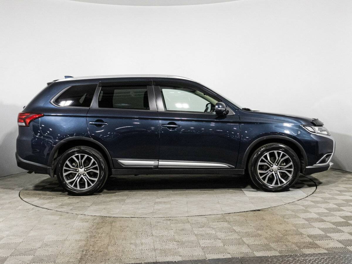 Mitsubishi Outlander, 2018 Фото №4