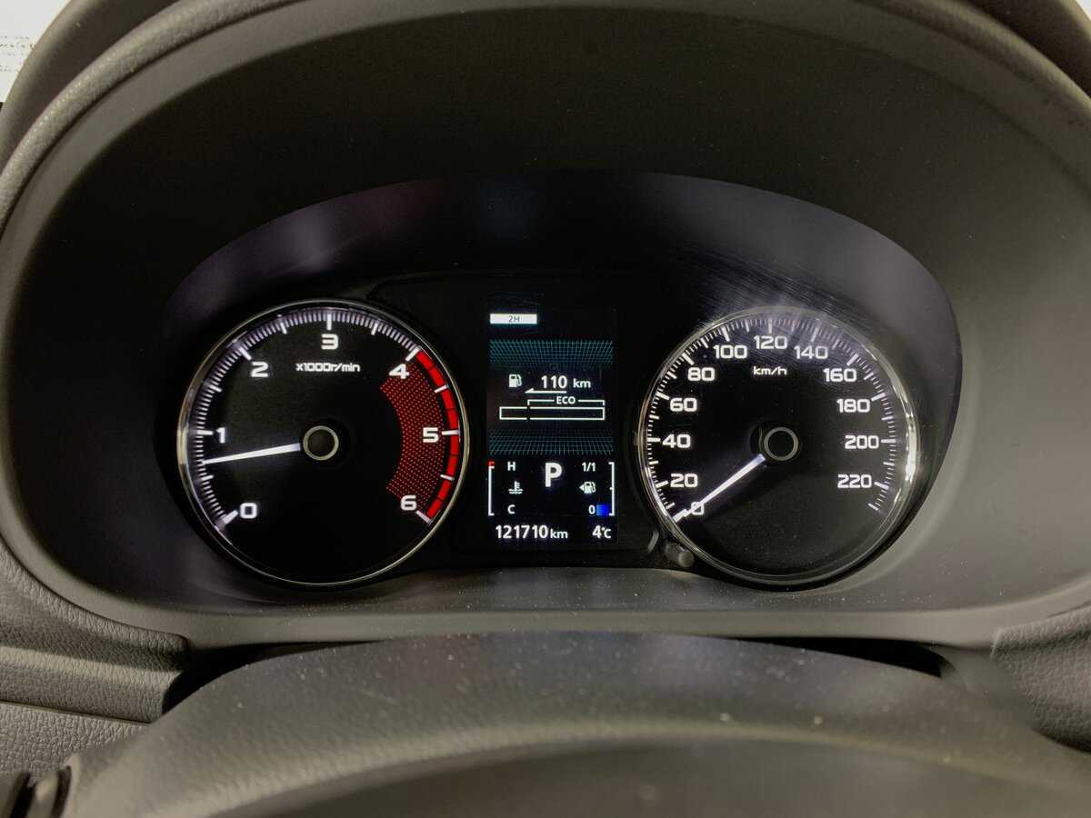 Mitsubishi Pajero Sport, 2018 Фото №15