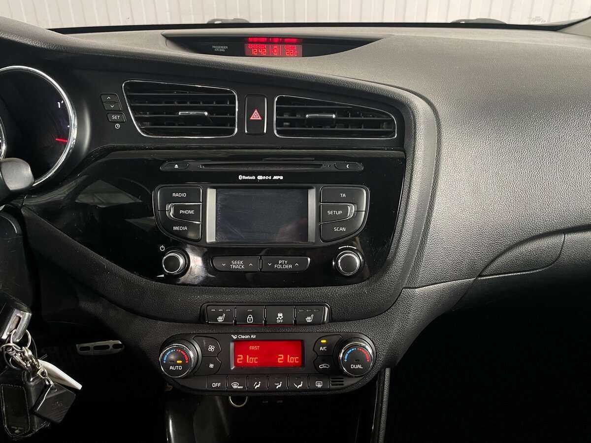 Kia Ceed, 2013 Фото №15