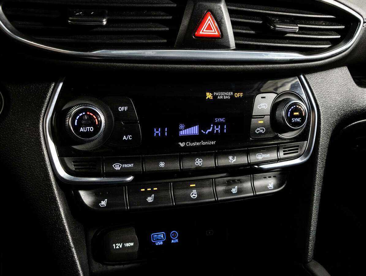 Hyundai Santa Fe, 2018 Фото №12