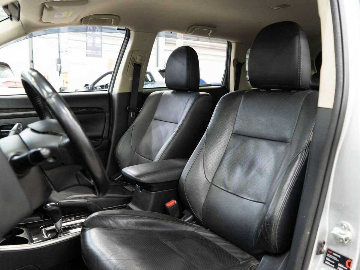 Mitsubishi Outlander, 2017 Фото №6