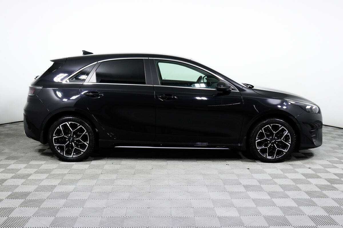 Kia Ceed, 2021 Фото №4