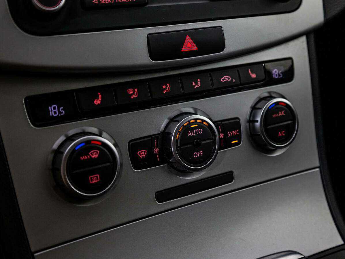 Volkswagen Passat, 2013 Фото №13