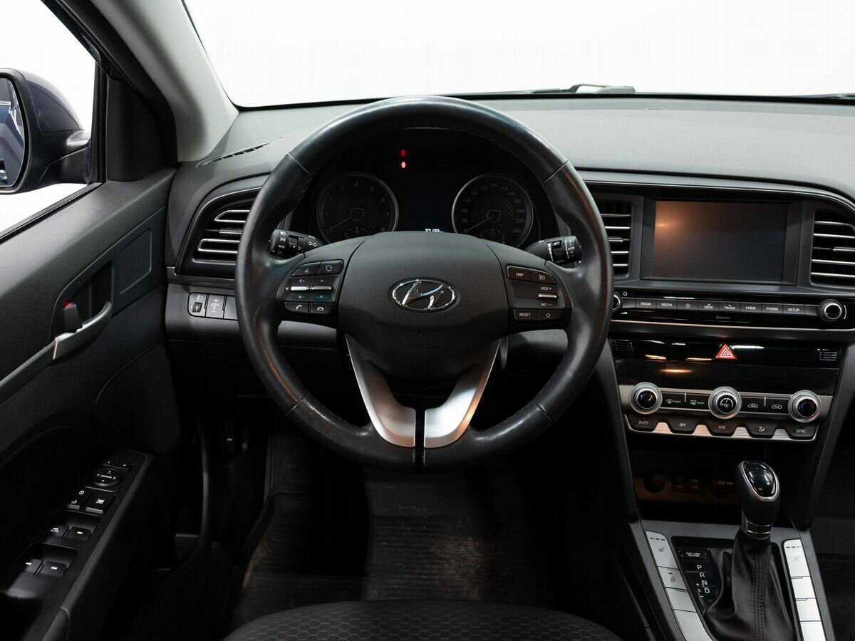 Hyundai Elantra, 2020 Фото №16