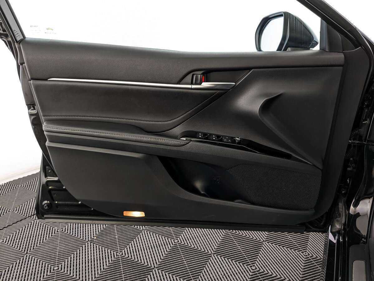 Toyota Camry, 2019 Фото №13