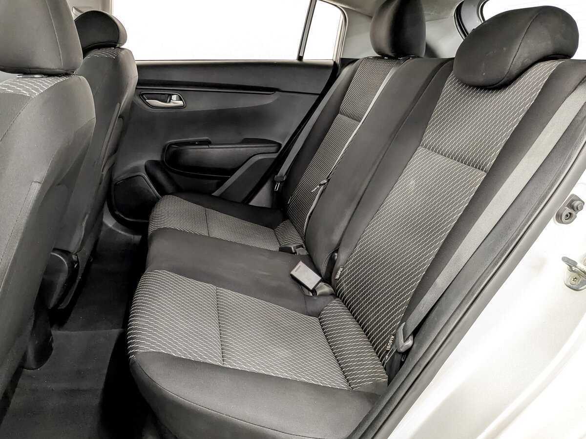 Kia Rio X-Line, 2020 Фото №12