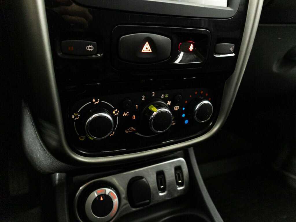 Renault Duster, 2014 Фото №16