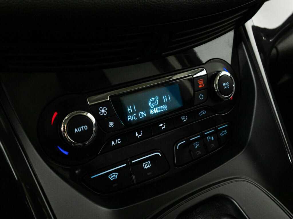 Ford Kuga, 2013 Фото №16