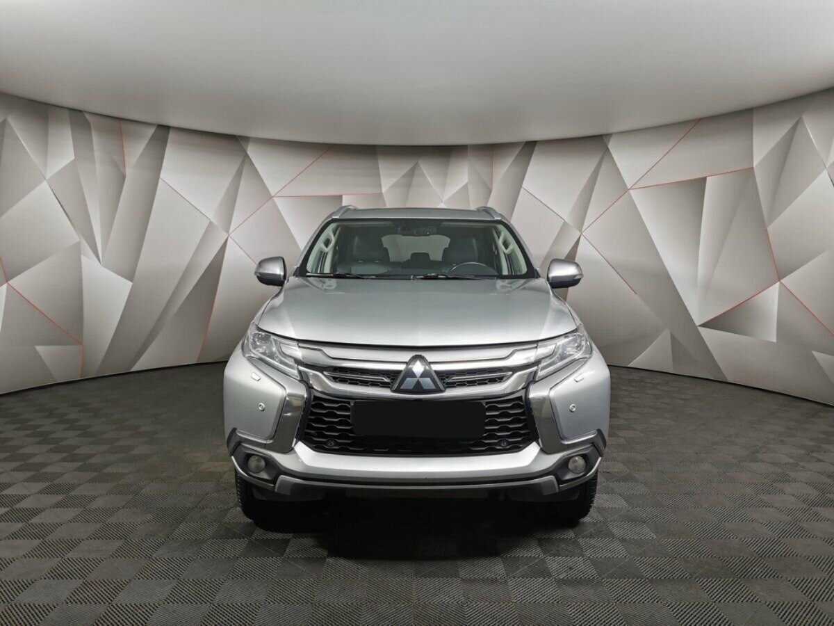 Mitsubishi Pajero Sport, 2017 Фото №7