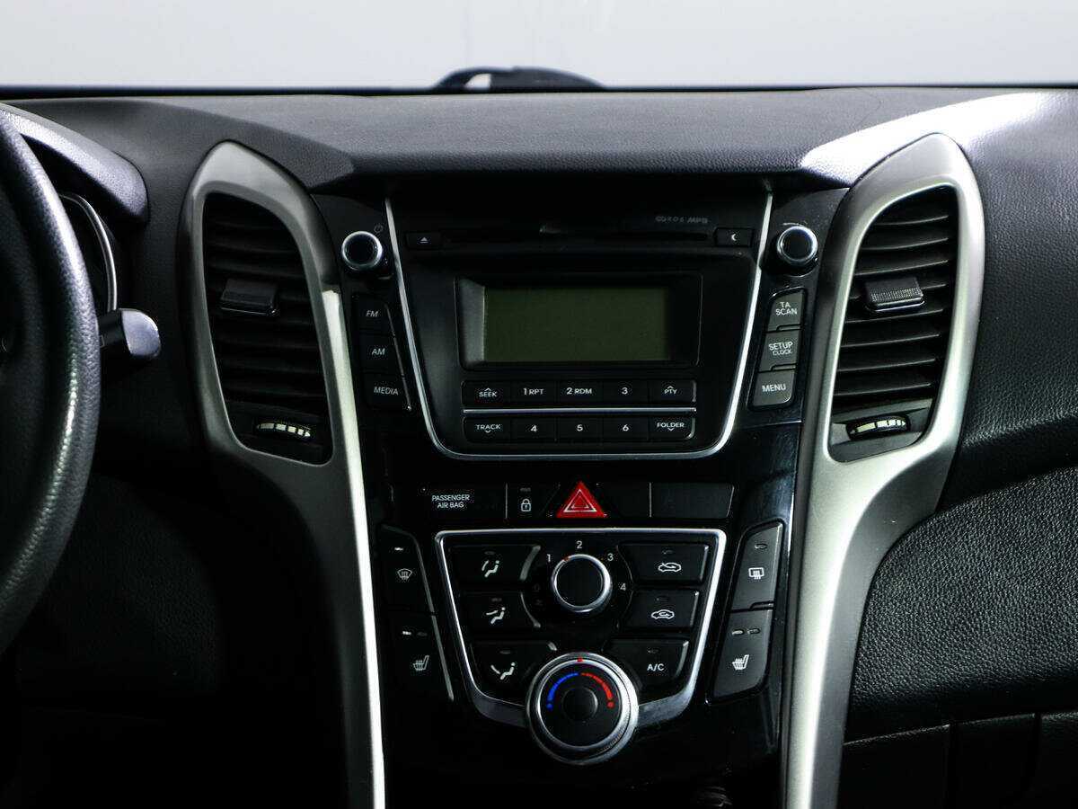 Hyundai i30, 2013 Фото №13