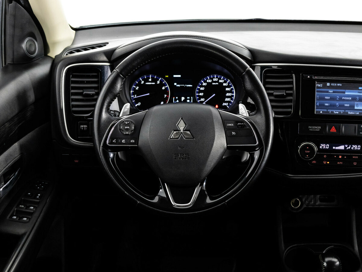 Mitsubishi Outlander III Рестайлинг 2, 2016 Фото №9