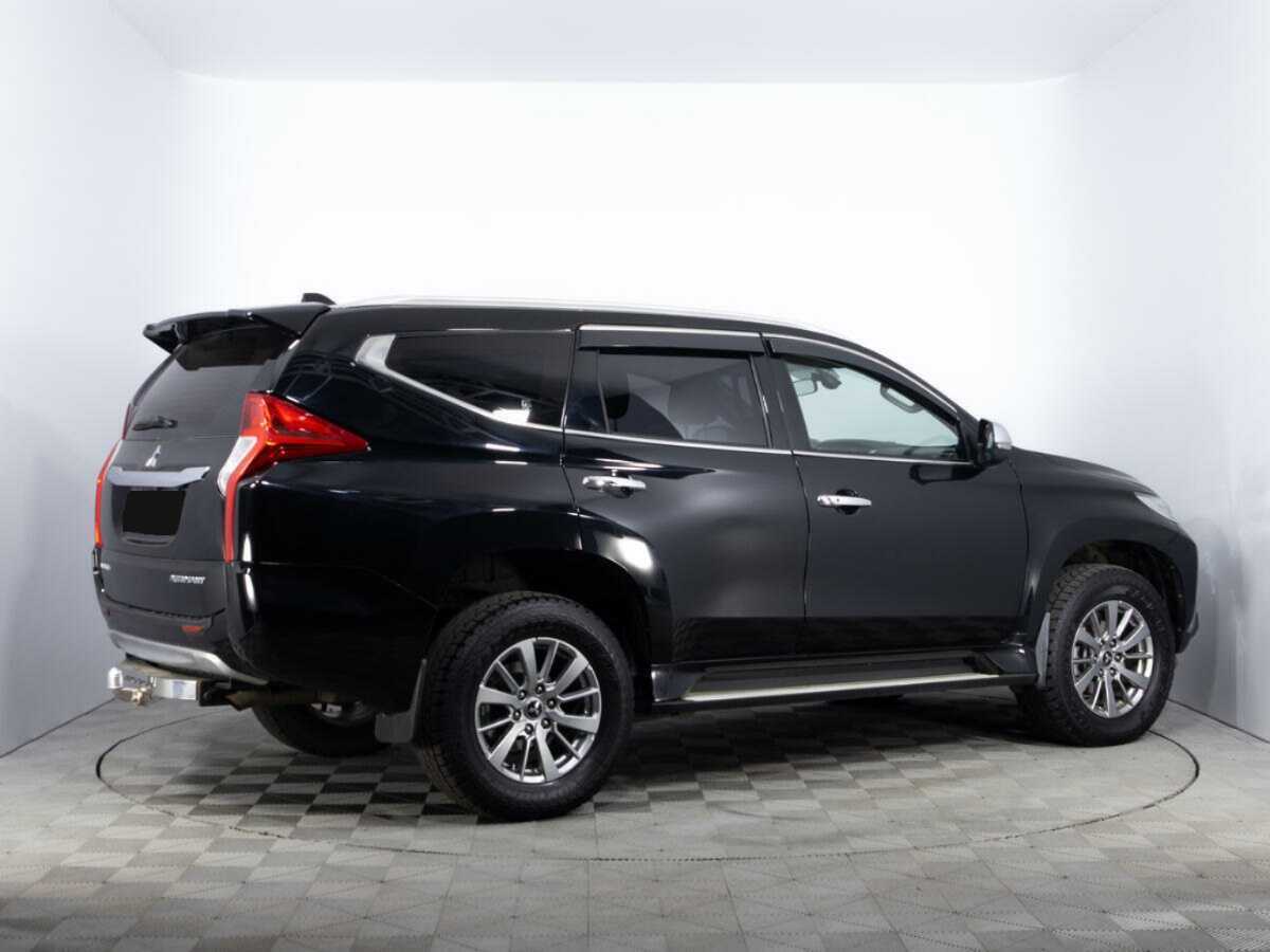 Mitsubishi Pajero Sport, 2017 Фото №5