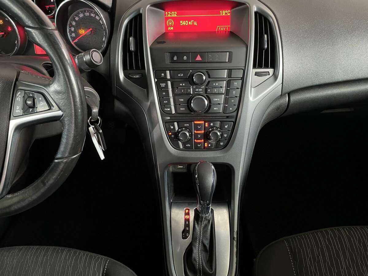 Opel Astra, 2013 Фото №11