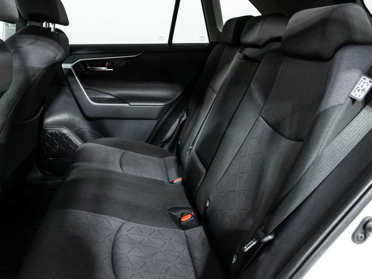 Toyota RAV4, 2019 Фото №10