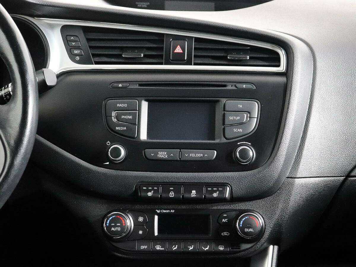 Kia Ceed, 2017 Фото №11