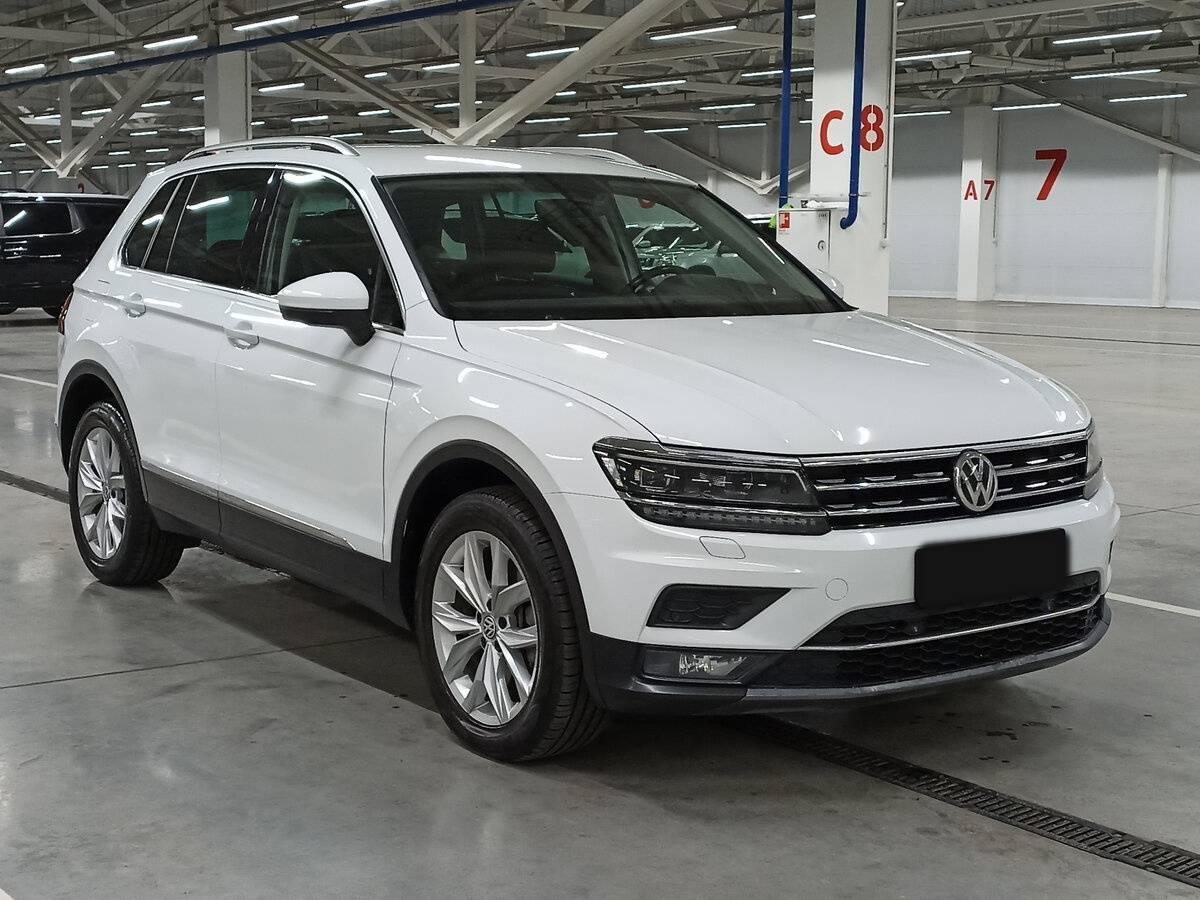 Volkswagen Tiguan, 2018 Фото №3
