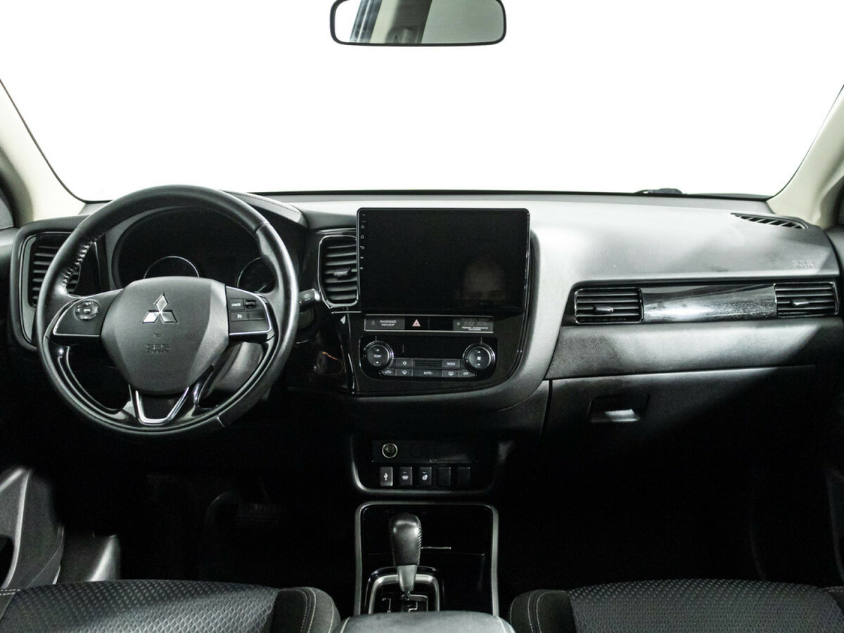 Mitsubishi Outlander III Рестайлинг 3, 2019 Фото №13