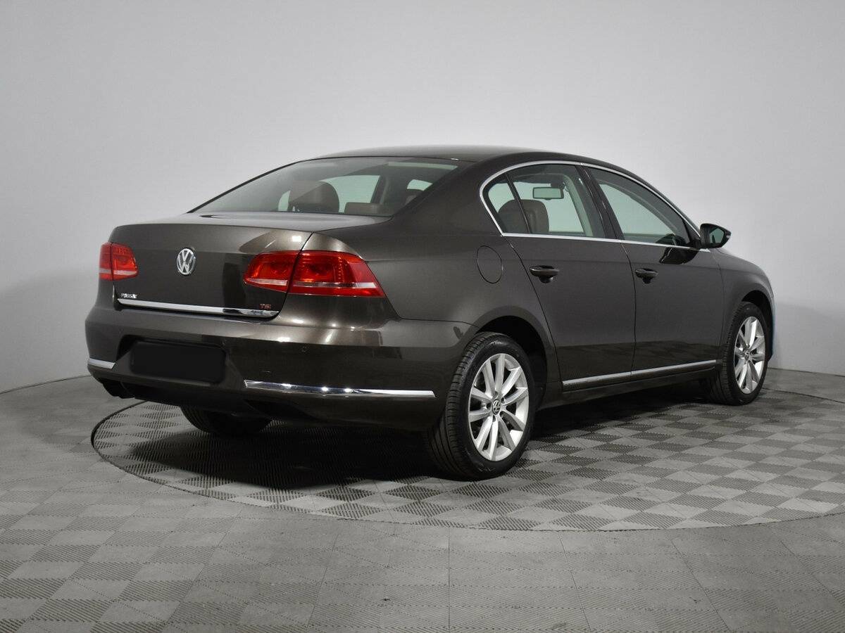 Volkswagen Passat, 2012 Фото №5