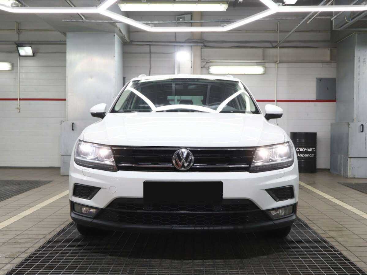Volkswagen Tiguan, 2018 Фото №3