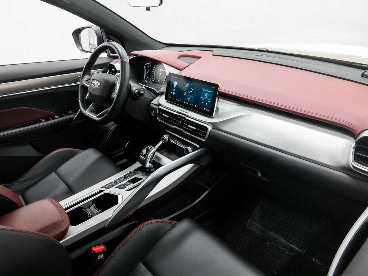 Geely Coolray, 2022 Фото №8