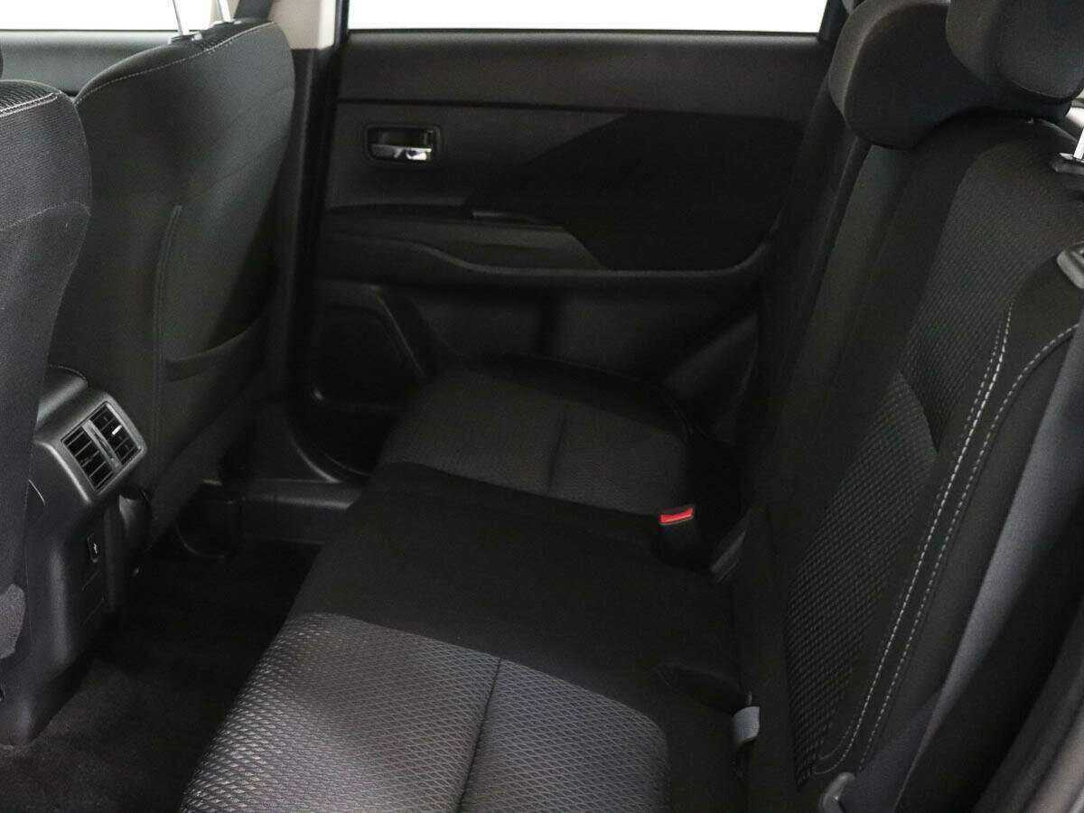 Mitsubishi Outlander, 2018 Фото №9