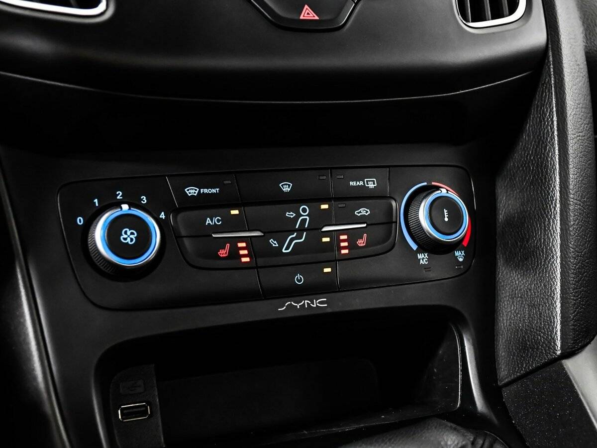 Ford Focus III Рестайлинг, 2018 Фото №11