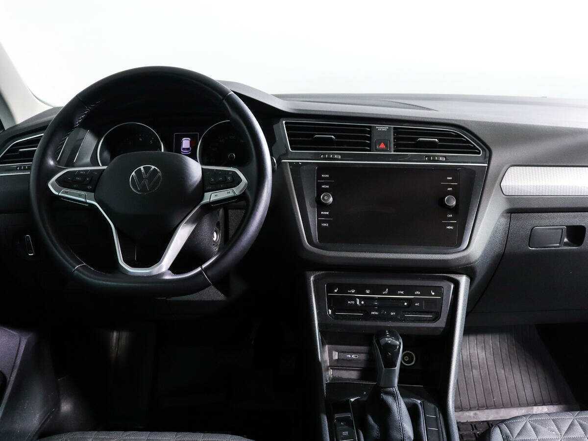 Volkswagen Tiguan, 2020 Фото №12