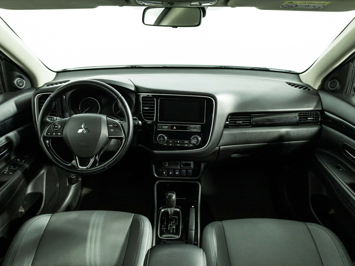 Mitsubishi Outlander III Рестайлинг 3, 2019 Фото №11