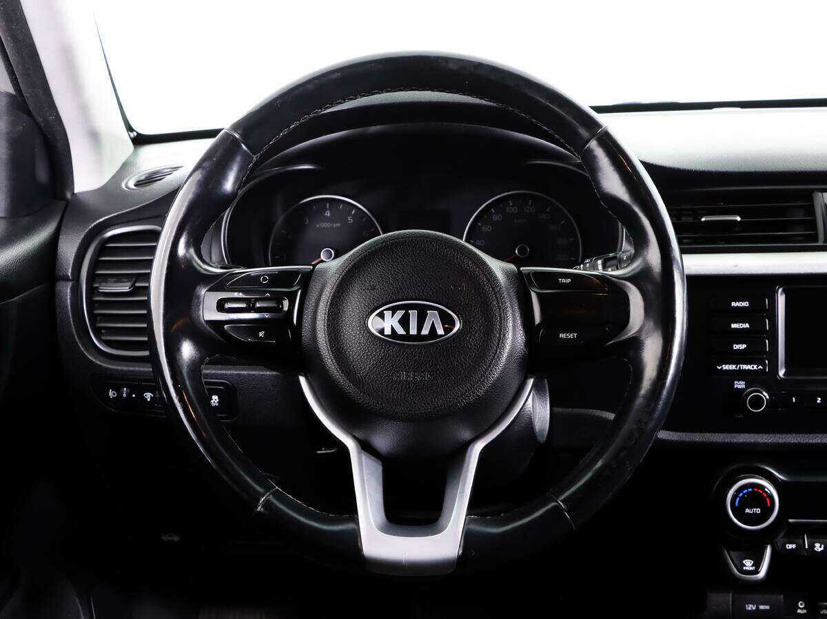Kia Rio X-Line, 2019 Фото №9