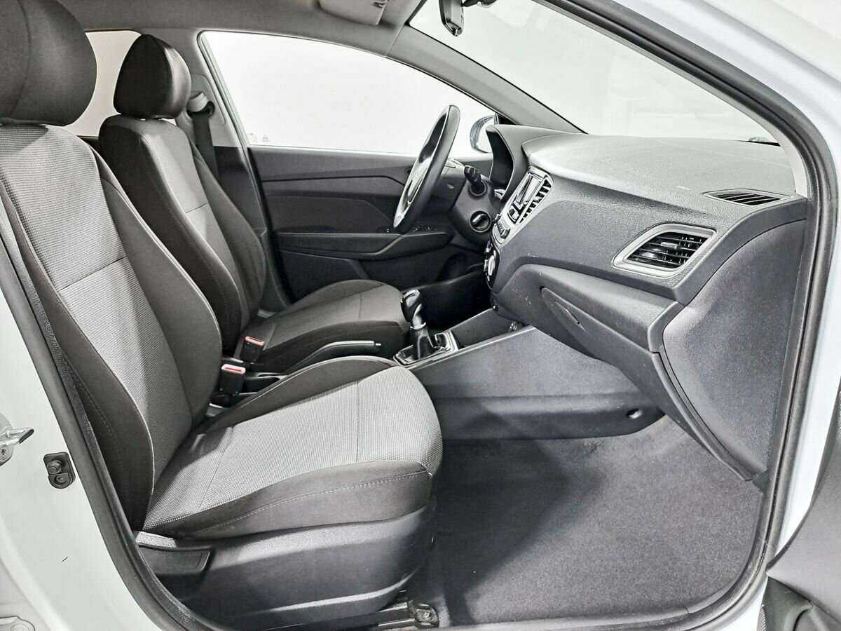Hyundai Solaris, 2019 Фото №8