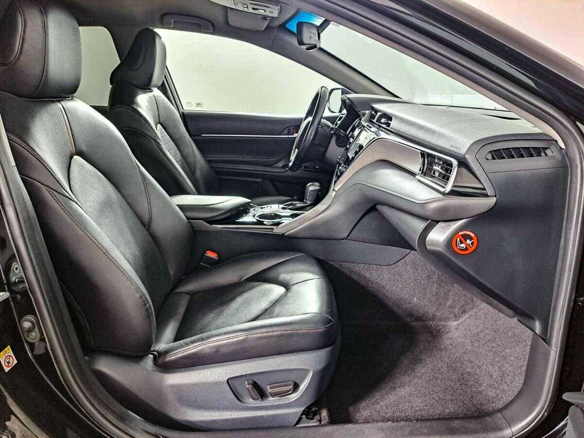 Toyota Camry, 2018 Фото №9