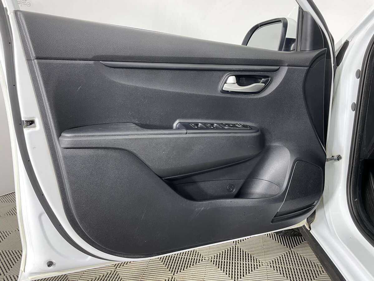 Kia Rio X-Line, 2020 Фото №21