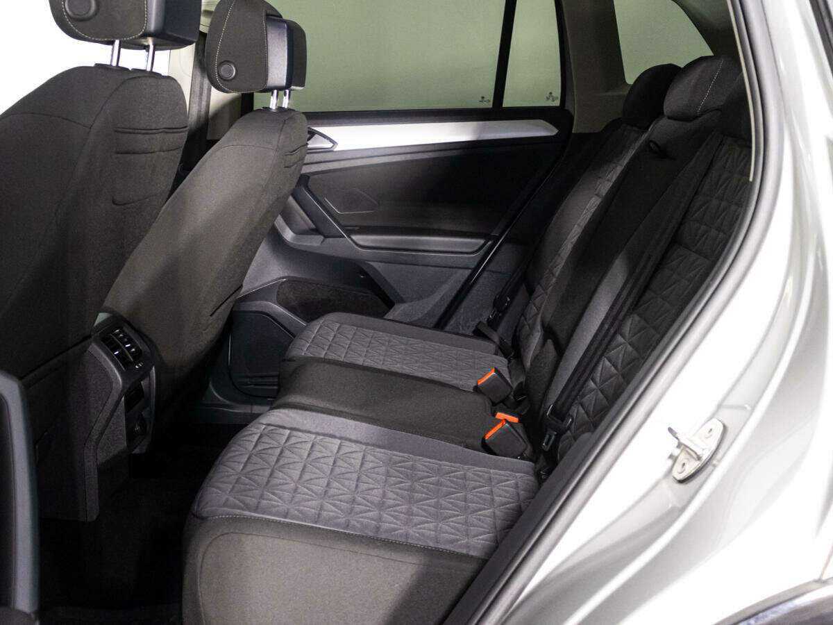 Volkswagen Tiguan, 2021 Фото №10