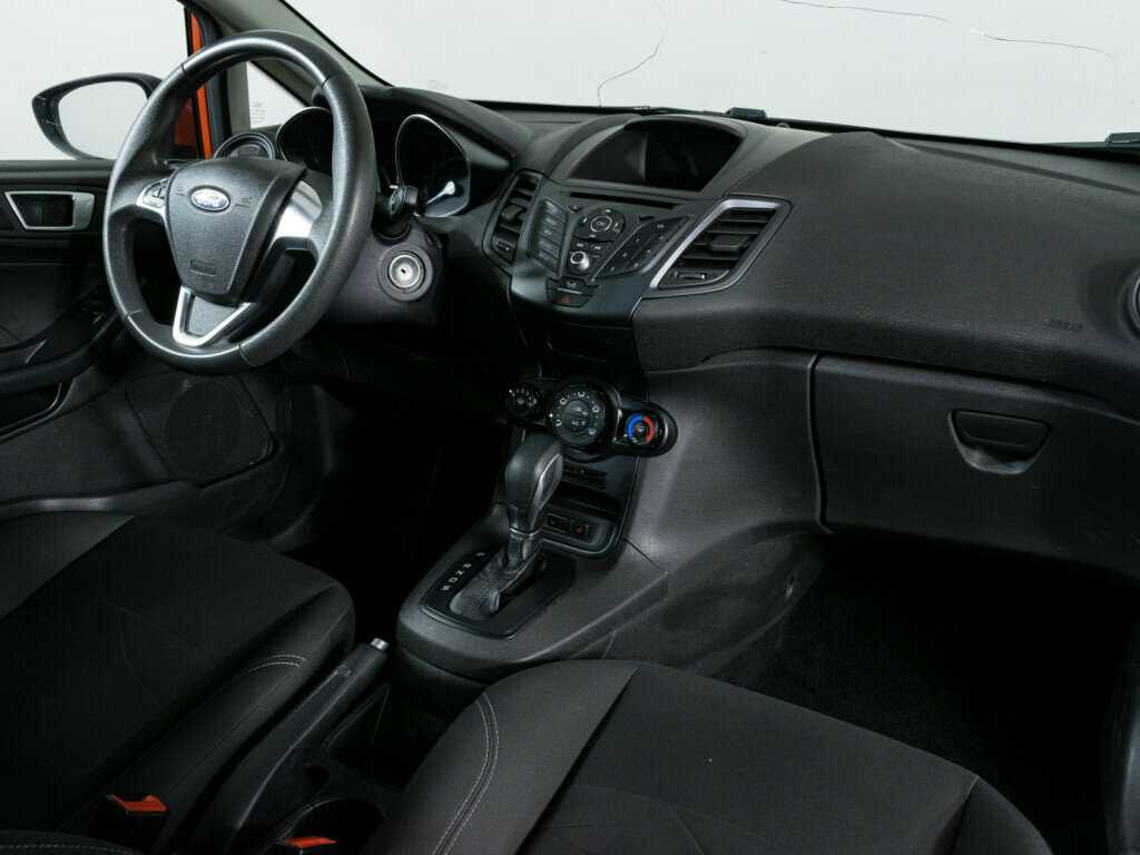 Ford Fiesta, 2019 Фото №9