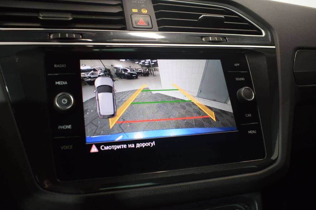 Volkswagen Tiguan, 2018 Фото №20