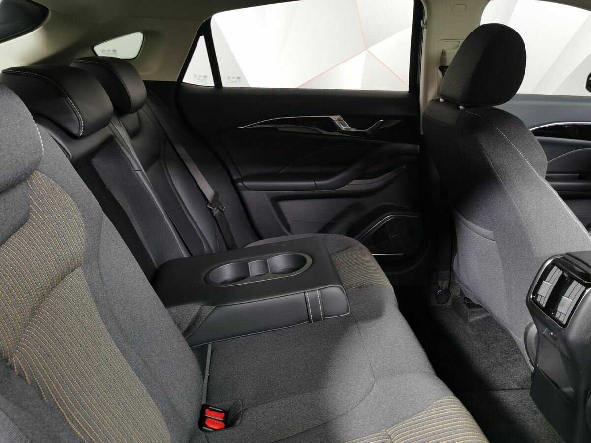 FAW Bestune B70, 2023 Фото №12