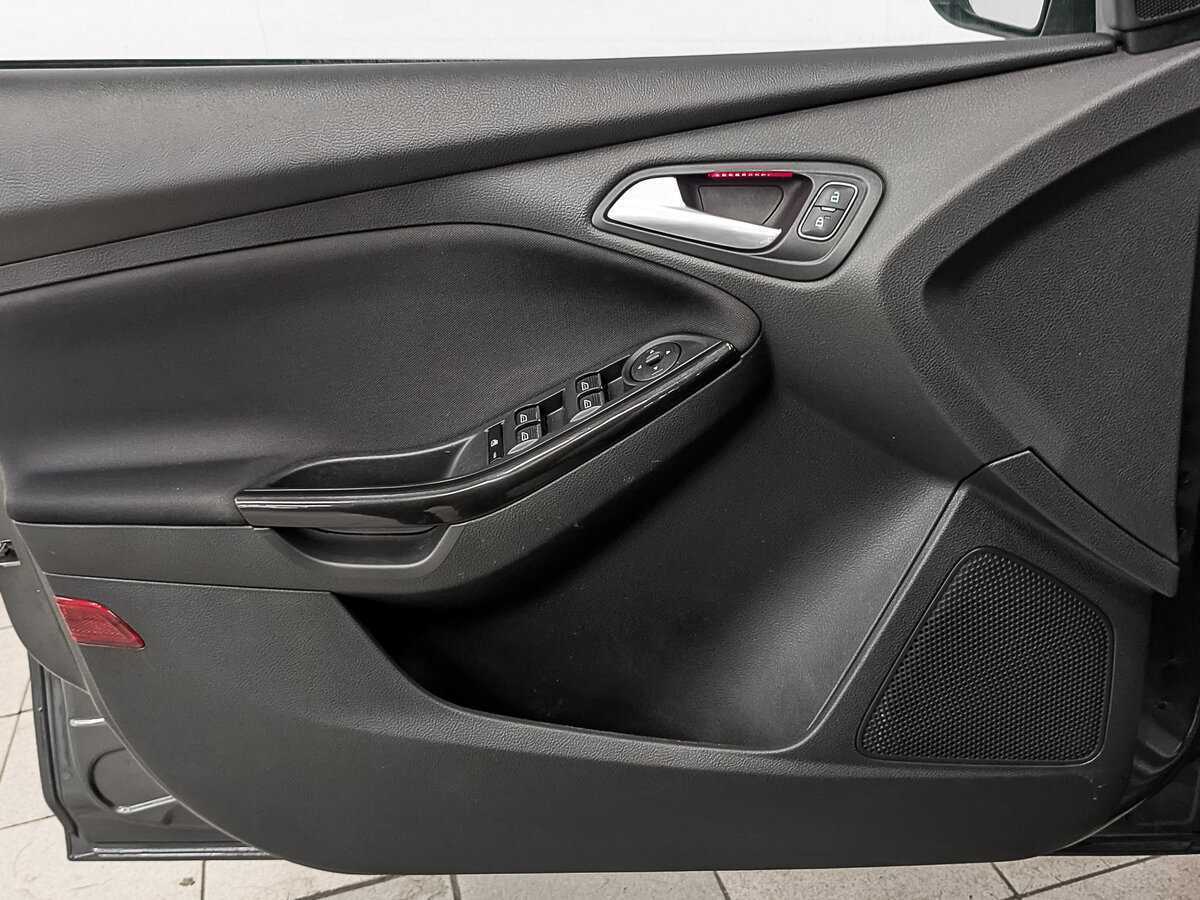 Ford Focus, 2018 Фото №17